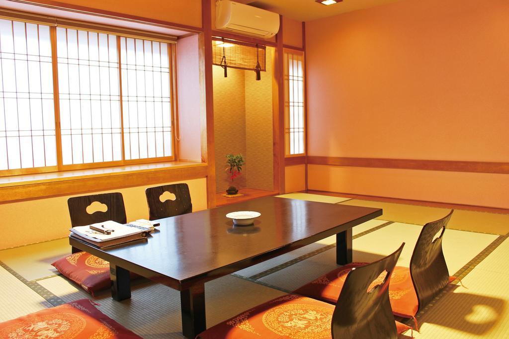 Ajiro Kanko Hotel Atami  Exteriér fotografie
